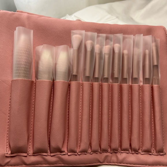 Totémica Makeup Brushes 12 Pcs - Picture 13 of 15